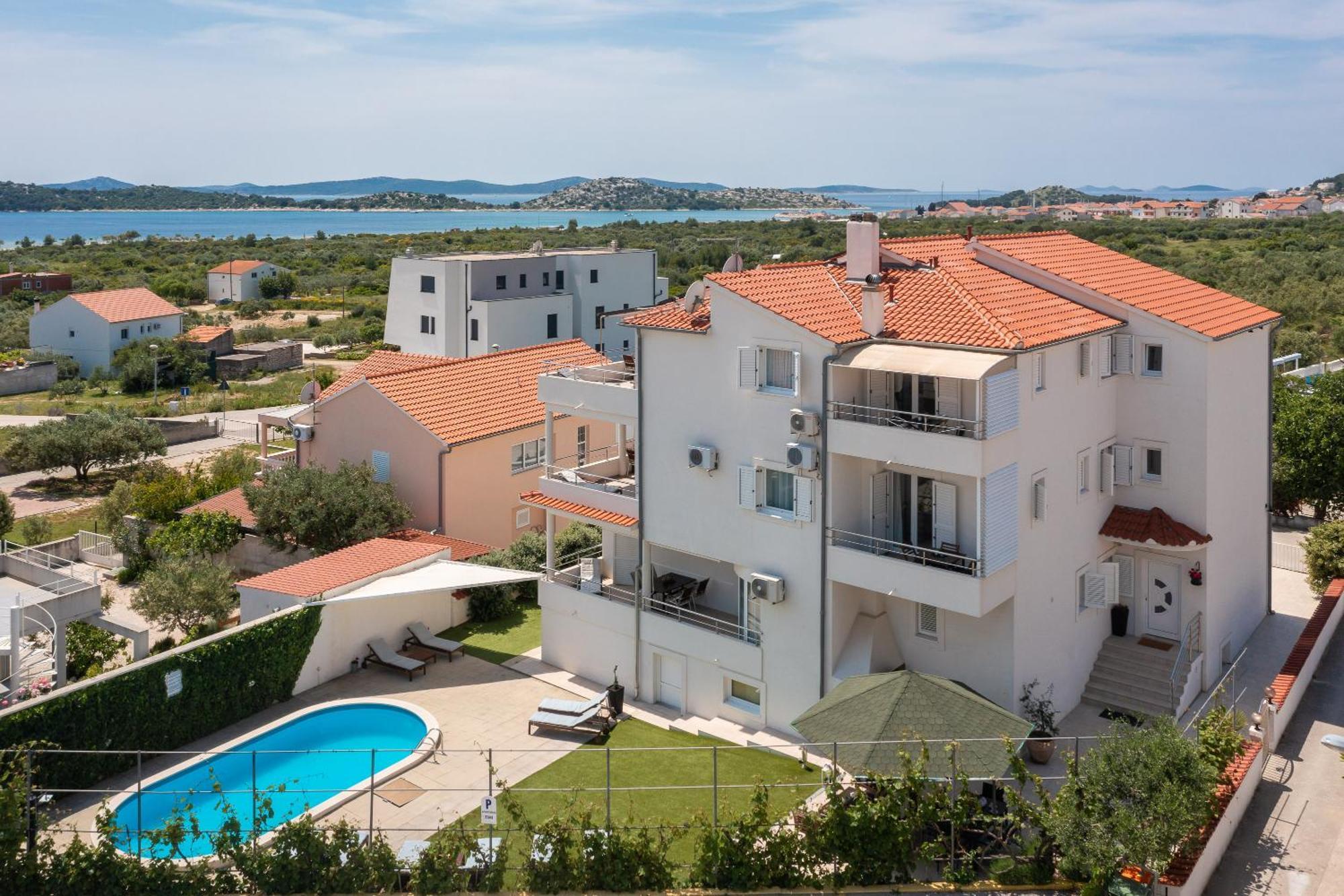 Apartments Tihi III Vodice Exteriör bild