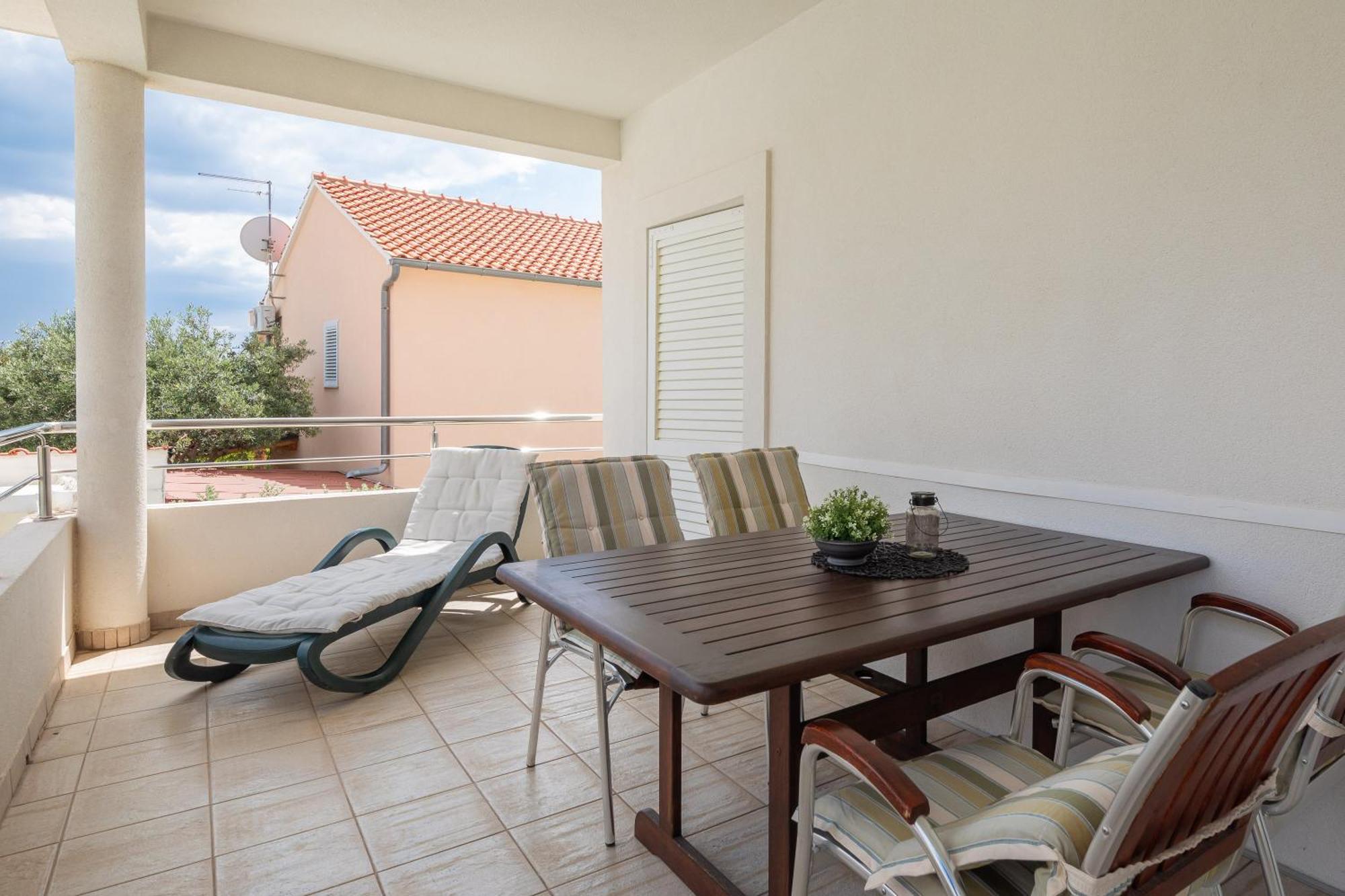 Apartments Tihi III Vodice Exteriör bild