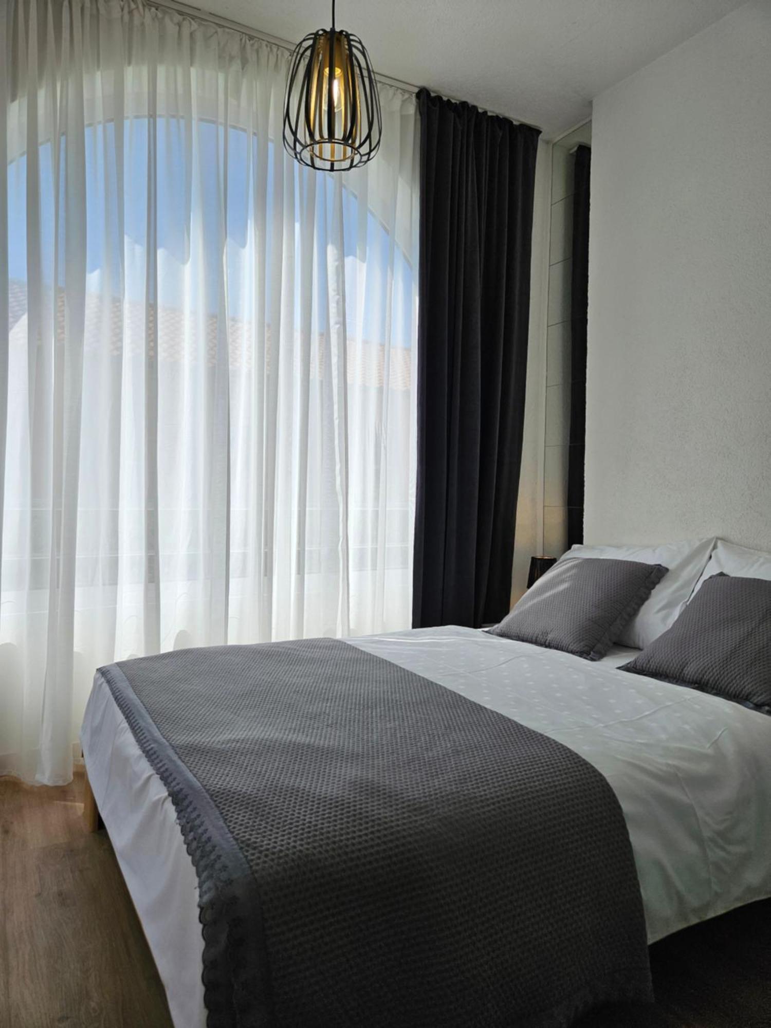 Apartments Tihi III Vodice Exteriör bild